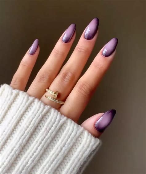 april nail trends 2024